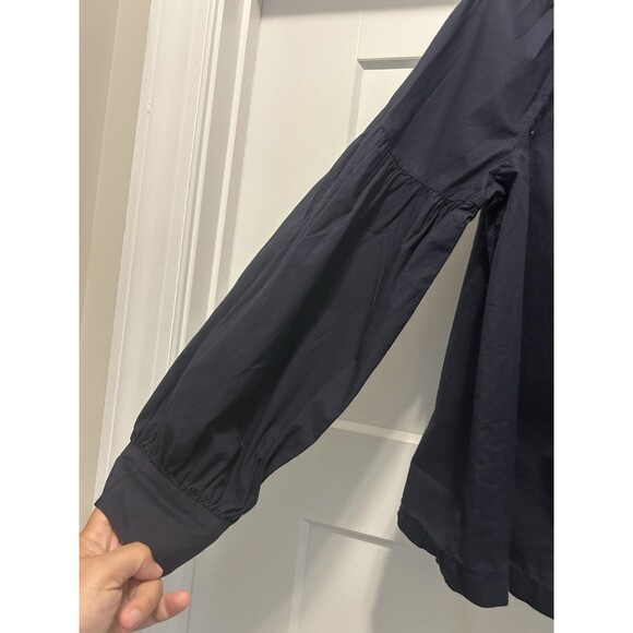 Women's Size Medium Navy Blue Long Sleeved Button Down Shirt Gap Collar Preppy - Picture 3 of 5